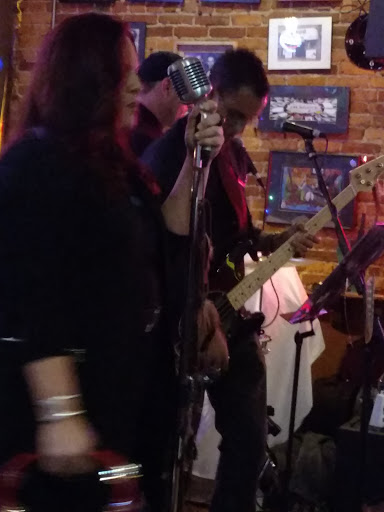 Bar «Park Street Tavern», reviews and photos, 501 Park St, Columbus, OH 43215, USA