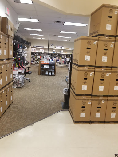 Electronics Store «Micro Center», reviews and photos, 8000 E Quincy Ave, Denver, CO 80237, USA