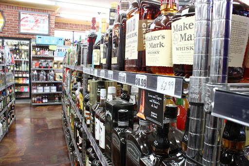 Party Store «Midway Party Store», reviews and photos, 4689 E Grand River Ave, Howell, MI 48843, USA