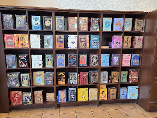 Book Store «Barnes & Noble», reviews and photos, 791 S Main St, Orange, CA 92868, USA