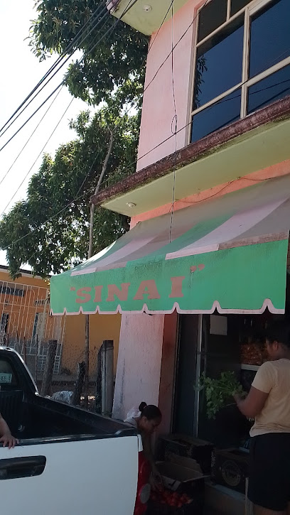 Frutas y Verduras Sinai - Calle principal, Benito Juárez 71590, Grande, 71690 Santo Domingo Armenta, Oax., Mexico