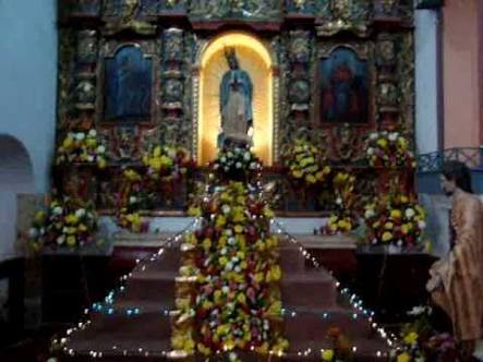 Altar A La Virgen De Guadaluoe