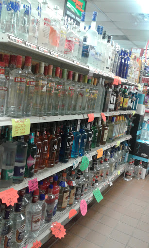 Liquor Store «Hat Trick Liquors», reviews and photos, 1150 Southview Blvd, South St Paul, MN 55075, USA