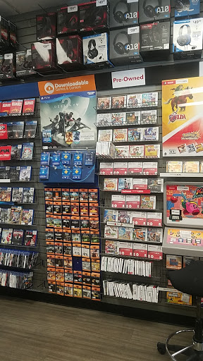Video Game Store «GameStop», reviews and photos, 2137 Loveridge Rd, Pittsburg, CA 94565, USA