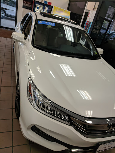 Honda Dealer «Bronx Honda», reviews and photos, 2541 E Tremont Ave, Bronx, NY 10461, USA
