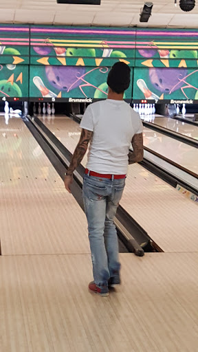 Bowling Alley «Kent Lanes-11th Frame», reviews and photos, 1524 S Water St, Kent, OH 44240, USA