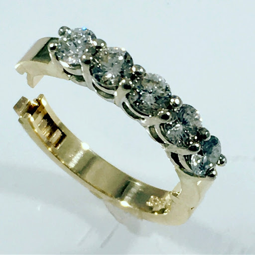 Jewelry Store «JD3 Jewelry & Gemstones», reviews and photos, 109 Shadeland Ave, Lansdowne, PA 19050, USA