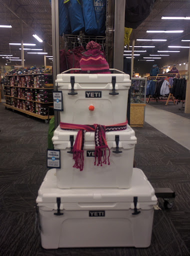 Camping Store «REI», reviews and photos, 1165 Perimeter Center W #200, Atlanta, GA 30338, USA