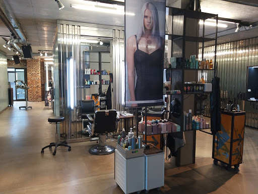 Friseur Sonja | Dauerwelle | Friseursalon | Haare Färben | Herrenfriseur In Salzburg