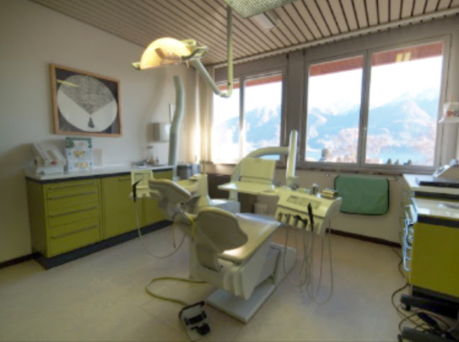 Rezensionen über Dr. Alain Morgantini Dr. Andrea Campana Medici Dentisti in Bellinzona - Zahnarzt