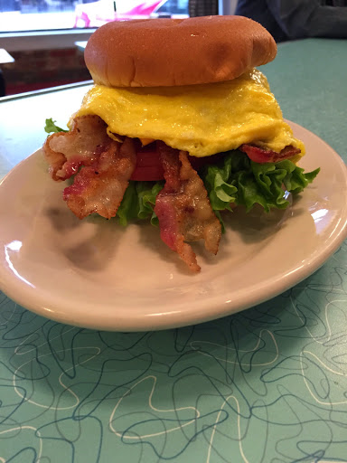 Hamburger Restaurant «Burger Bar», reviews and photos, 8 Piedmont Ave, Bristol, VA 24201, USA