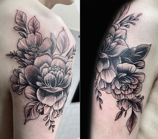 Explore boxing gloves tattoo ideas, creative tattoo ideas in Las Vegas, available at Club Tattoo The Venetian Grand Canal Shoppes