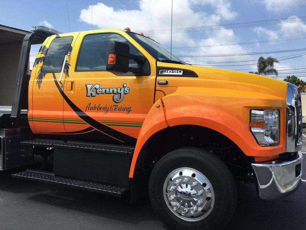 Kennys Auto Body & Towing