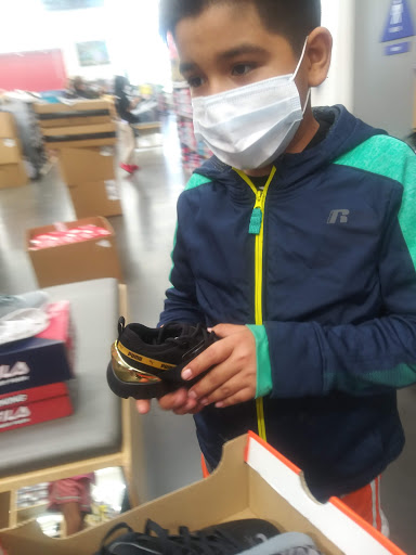 Shoe Store «WSS», reviews and photos, 1638 E Fremont St, Stockton, CA 95205, USA