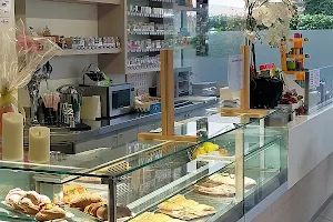 Green Café image