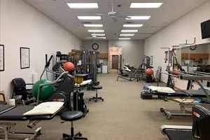 Select Physical Therapy - Raytown image