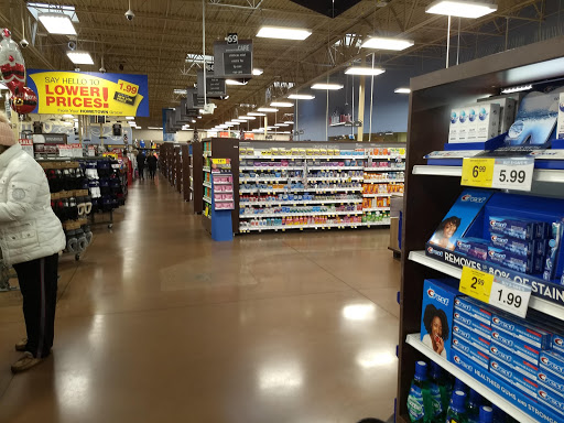 Grocery Store «Kroger Marketplace», reviews and photos, 130 Pavilion Pkwy, Newport, KY 41071, USA