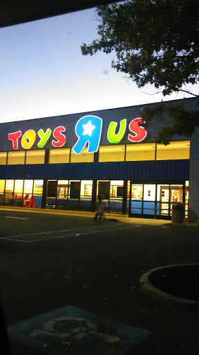 Toy Store «Toys