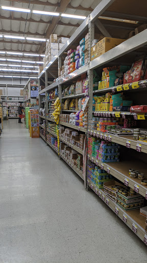 Pet Supply Store «Pet Club Emeryville», reviews and photos, 3535 Hollis St, Oakland, CA 94608, USA