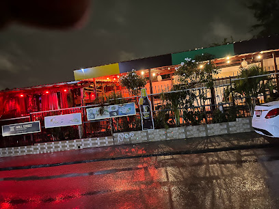 WallStreet Bar & Kitchen - Yaa Asantewa Rd, Kumasi, Ghana
