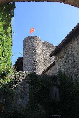 Musée, Maison des Princes, Tour de Guet et Hortulus à Pérouges