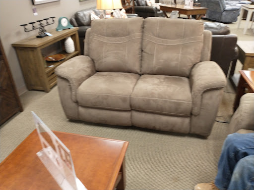 Furniture Store «Raymour & Flanigan Furniture and Mattress Store», reviews and photos, 85 Viewmont Mall, Scranton, PA 18508, USA