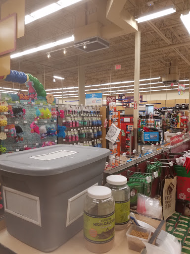 Pet Supply Store «Petco Animal Supplies», reviews and photos, 5975 20th St, Vero Beach, FL 32966, USA