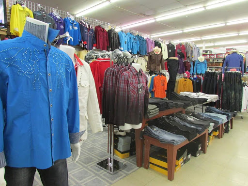 Shopping Mall «Elgin Shopping Mall», reviews and photos, 308 S McLean Blvd, Elgin, IL 60123, USA