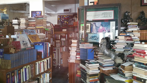 Used Book Store «Back Door Books», reviews and photos, 901 1/2 Throckmorton St, Fort Worth, TX 76102, USA