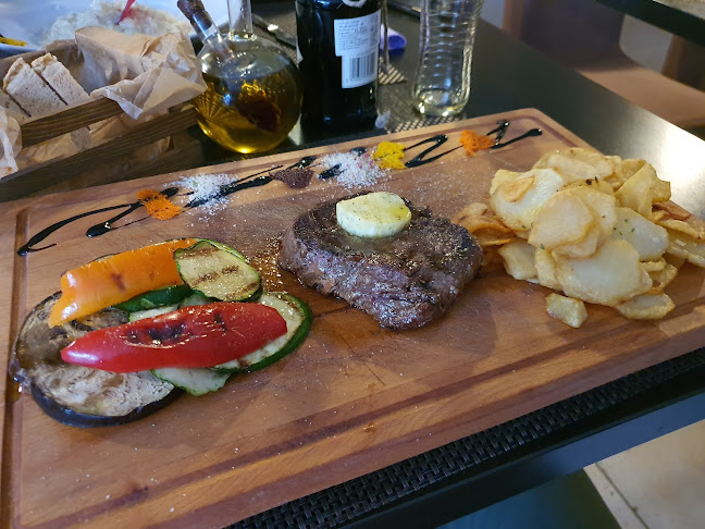 Recenzije Restaurant "Kap Uja" u Makarska - Restoran