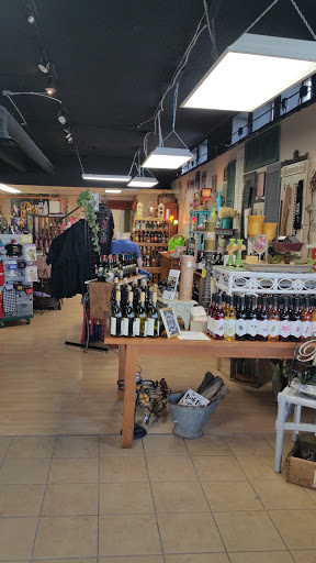 Wine Store «Wines of Iowa», reviews and photos, 234 5th St, West Des Moines, IA 50265, USA