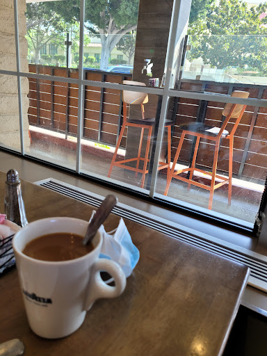 American Restaurant «California Grill», reviews and photos, 6751 Painter Ave, Whittier, CA 90601, USA