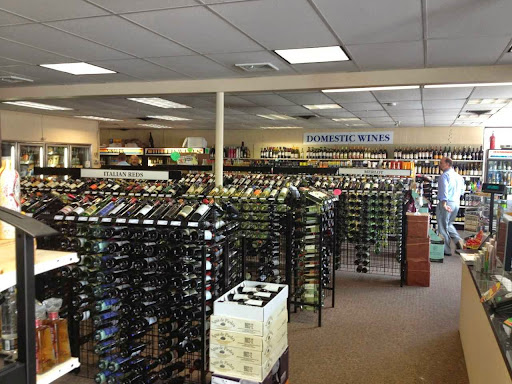 Bottle Shop of Unionville, 20 S Main St, Unionville, CT 06085, USA, 