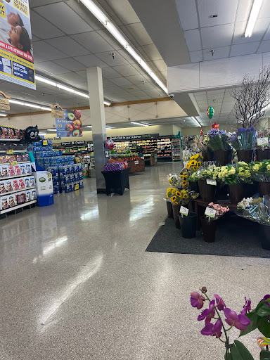 Grocery Store «Albertsons», reviews and photos, 110 E Carson St, Carson, CA 90745, USA