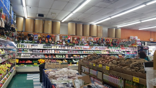 Supermarket «Pompano Supermarket», reviews and photos, 11 NE 3rd St, Pompano Beach, FL 33060, USA