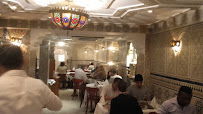 Atmosphère du Restaurant servant du couscous Le Bec Fin - Chez Saïd à Paris - n°12