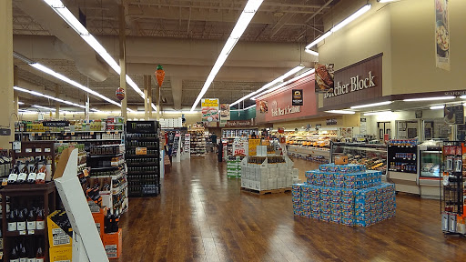 Grocery Store «Rays Food Place», reviews and photos, 1139 S Cloverdale Blvd, Cloverdale, CA 95425, USA