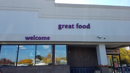 Supermarket «Super Stop & Shop», reviews and photos, 695 Main St, Winchester, MA 01890, USA