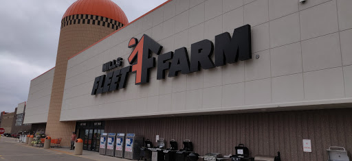 Department Store «Mills Fleet Farm», reviews and photos, 1935 Levi Griffin Rd, Carver, MN 55315, USA