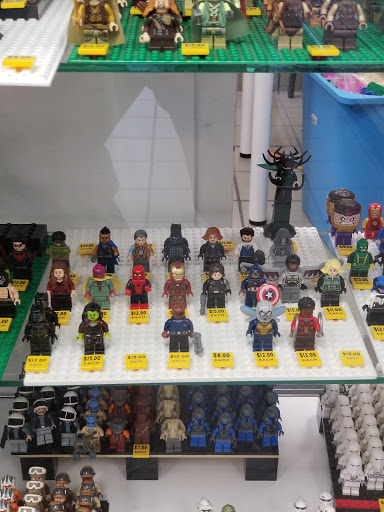 Toy Store «Bricks & Minifigs Salem-Keizer», reviews and photos, 3670 River Rd N, Keizer, OR 97303, USA