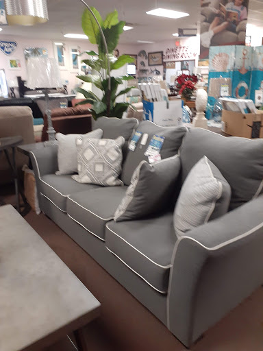 Furniture Wholesaler «The Original Discount Furniture», reviews and photos, 2822 US-1, Fort Pierce, FL 34982, USA