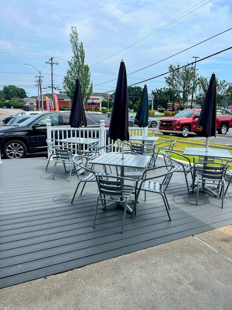 Arianellas pizza cafe and deli 02920