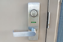 Locksmith Service and Supply - Photo 4 - Car repair in , Phoenix