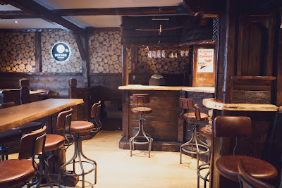 Le Pelican Bar Restaurant à Courchevel