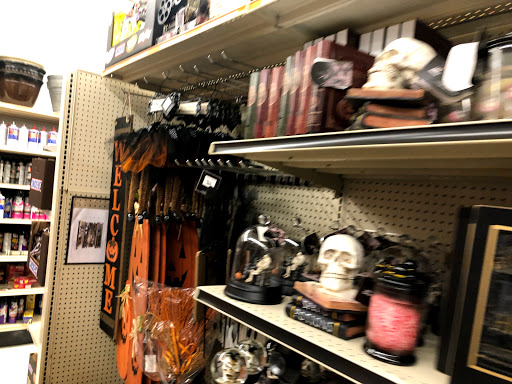 Discount Store «Big Lots», reviews and photos, 8563 Watson Rd, Webster Groves, MO 63119, USA