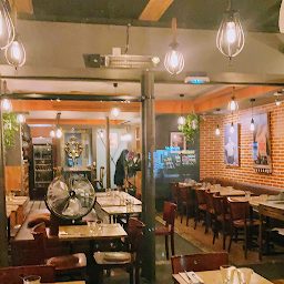 Photo n°186 de Il Seguito à Paris ()