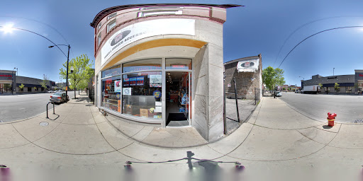 Tobacco Shop «Sweet Tooth Smoke Shop», reviews and photos, 2030 W Chicago Ave, Chicago, IL 60622, USA