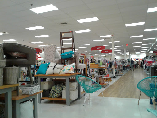 Department Store «T.J. Maxx & HomeGoods», reviews and photos, 2692 Madison Rd F, Cincinnati, OH 45208, USA