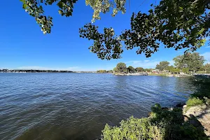 Heinz Waterfront Walkway image