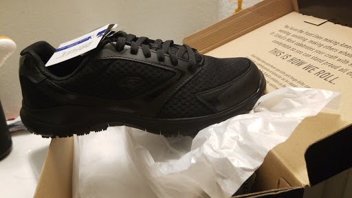 Shoe Store «Famous Footwear», reviews and photos, 8560 E 49Th Ave, Denver, CO 80238, USA